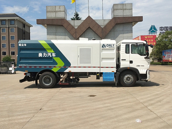 重汽16方吸塵車(chē)