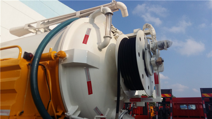 東風(fēng)天錦8方清洗吸污車(chē)