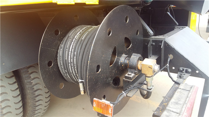 東風(fēng)天錦8方清洗吸污車(chē)