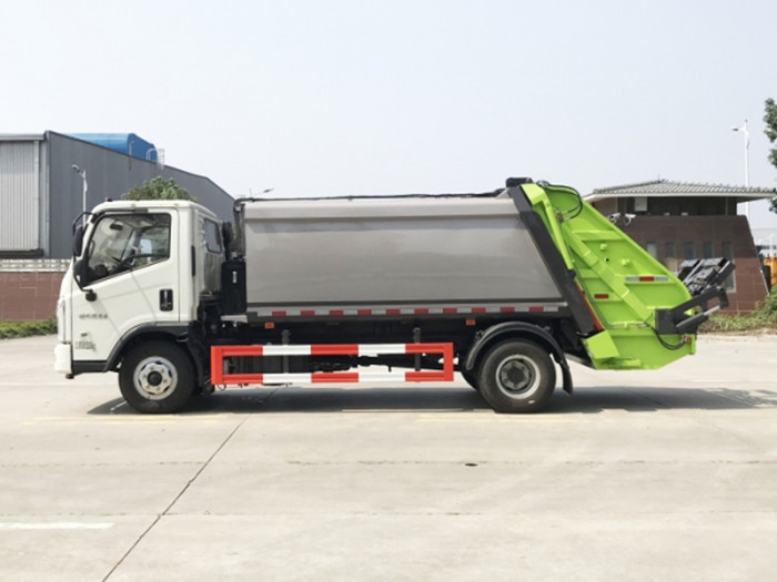 福田壓縮式垃圾車