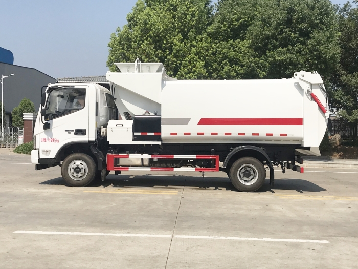 福田歐馬可餐廚垃圾車(chē)