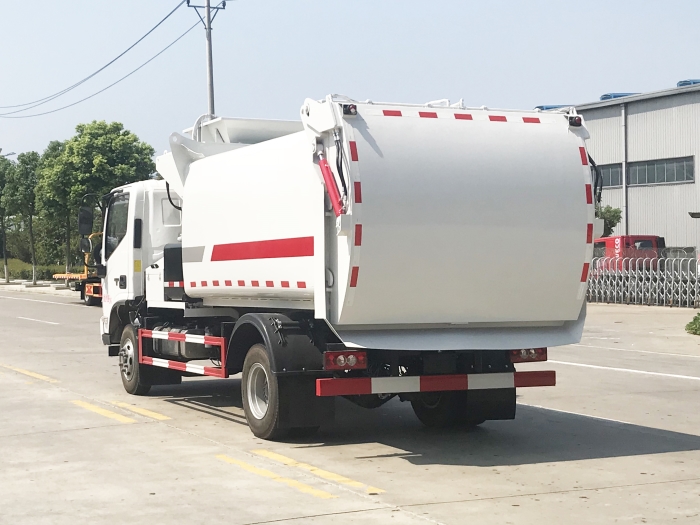 福田歐馬可餐廚垃圾車(chē)