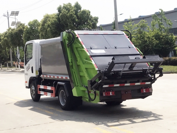 解放藍(lán)牌壓縮式垃圾車(chē)