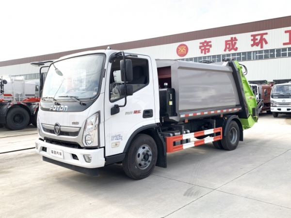福田奧鈴壓縮式垃圾車(chē)
