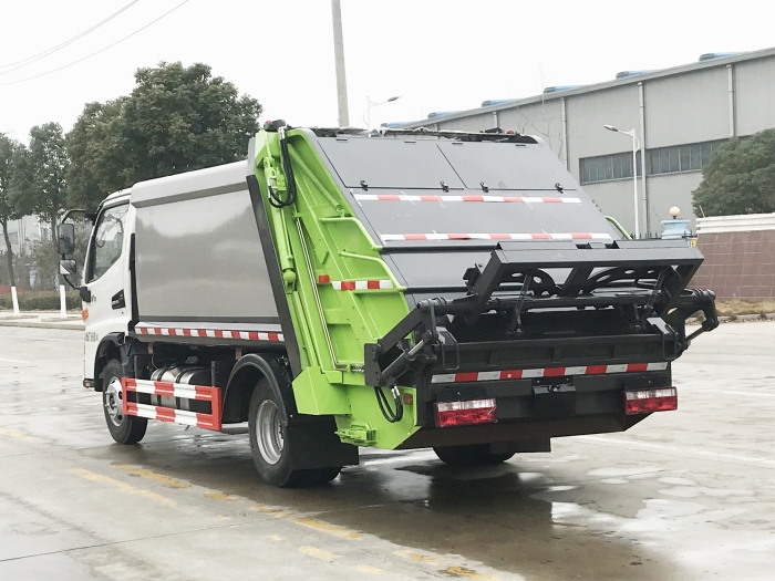 江淮康鈴壓縮式垃圾車(chē)
