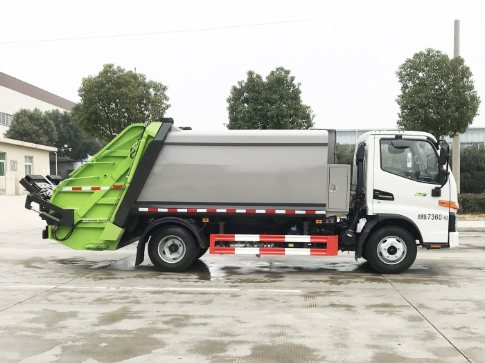 江淮康鈴壓縮式垃圾車(chē)