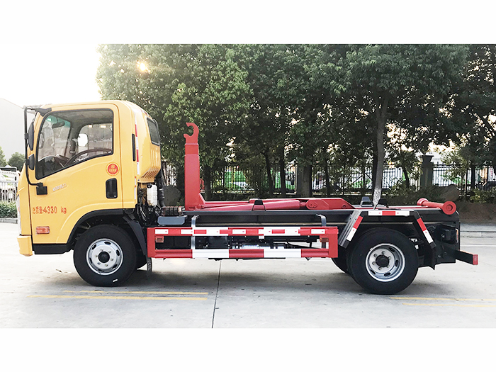 大運(yùn)藍(lán)牌車廂可卸式垃圾車