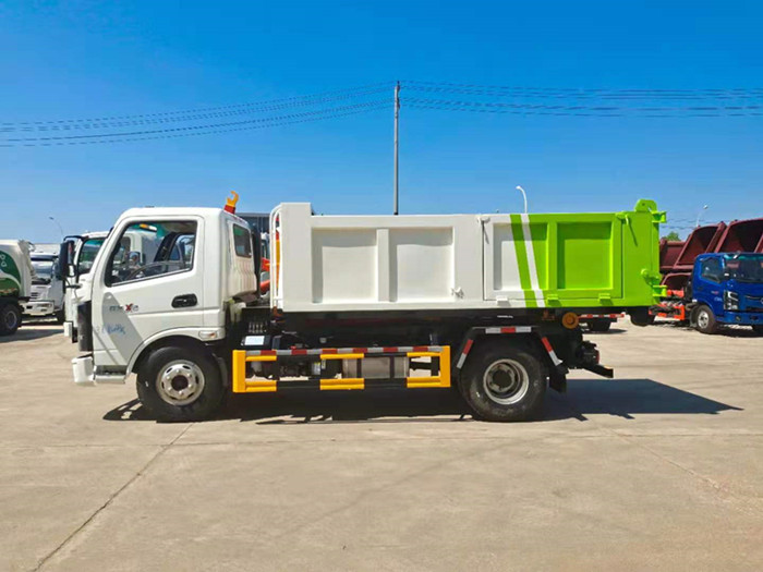 奧馳藍(lán)牌車廂可卸式垃圾車