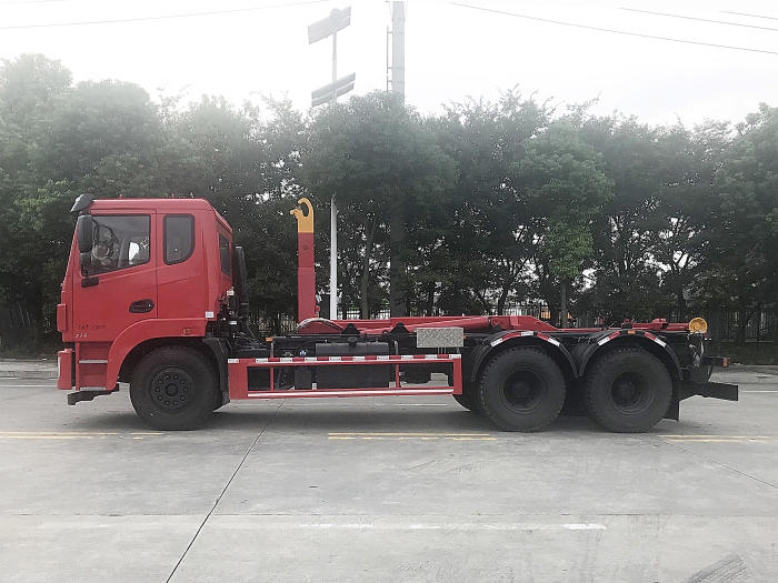 東風(fēng)錦程25噸車廂可卸式垃圾車