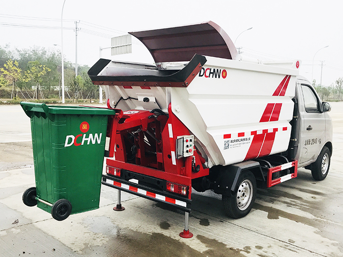 長(zhǎng)安后掛桶式垃圾車