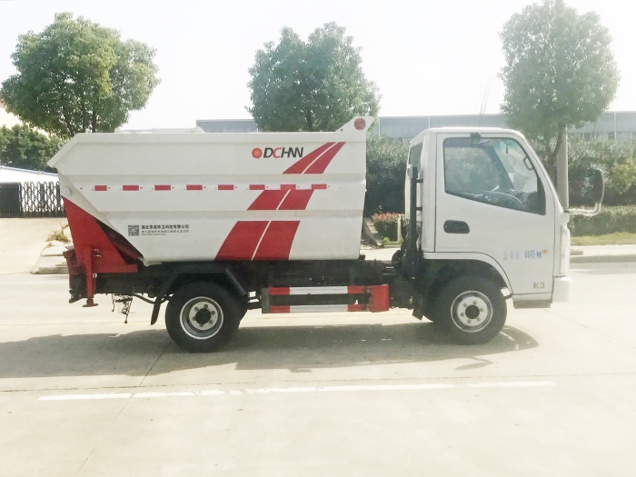 凱馬藍牌后掛桶式垃圾車