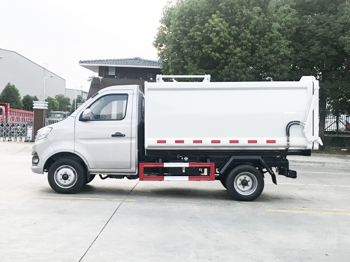 長安側(cè)掛桶式垃圾車