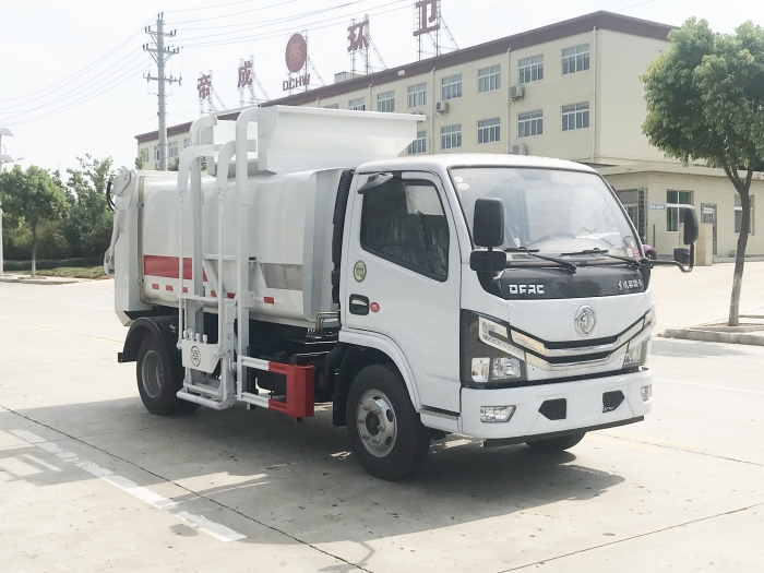 東風(fēng)多利卡餐廚垃圾車