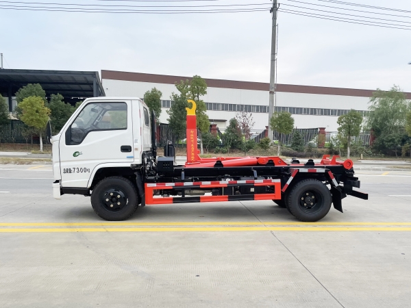 江鈴小黃牌車廂可卸式垃圾車