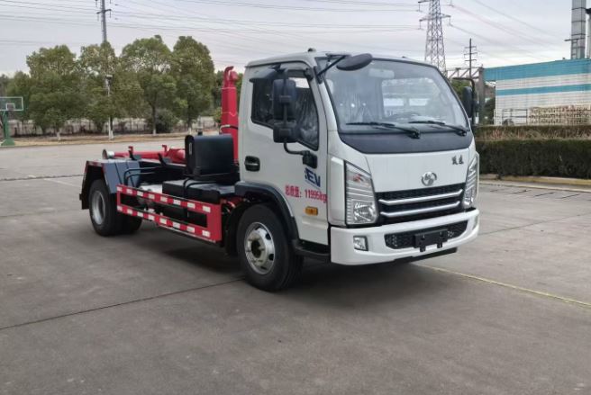 躍進(jìn)牌SH5127ZXXVZHEVWZ8型純電動(dòng)車(chē)廂可卸式垃圾車(chē)