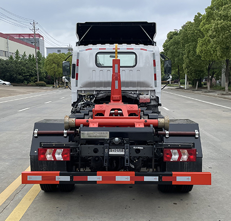 柳汽乘龍純電動(dòng)車廂可卸式垃圾車