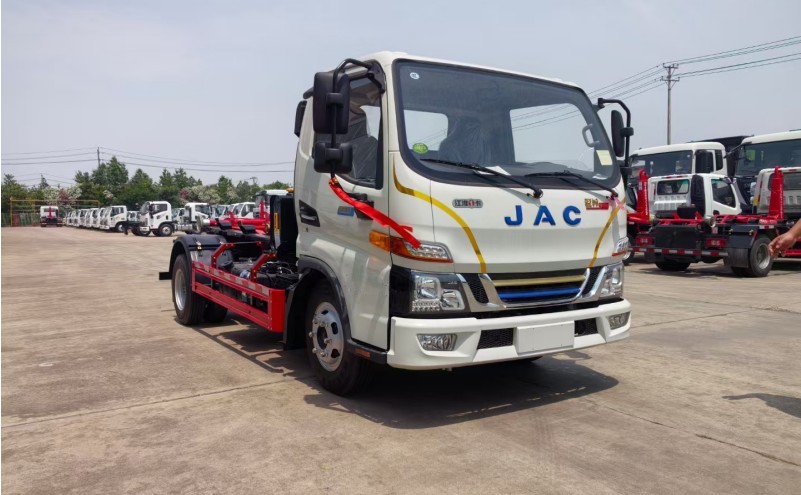 江淮型純電動(dòng)車(chē)廂可卸式垃圾車(chē)