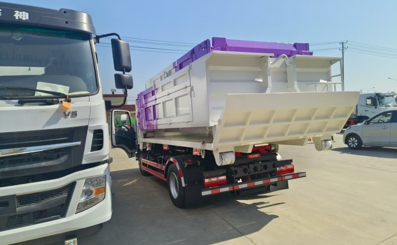 奧馳小黃牌插電式混合動力車廂可卸式垃圾車